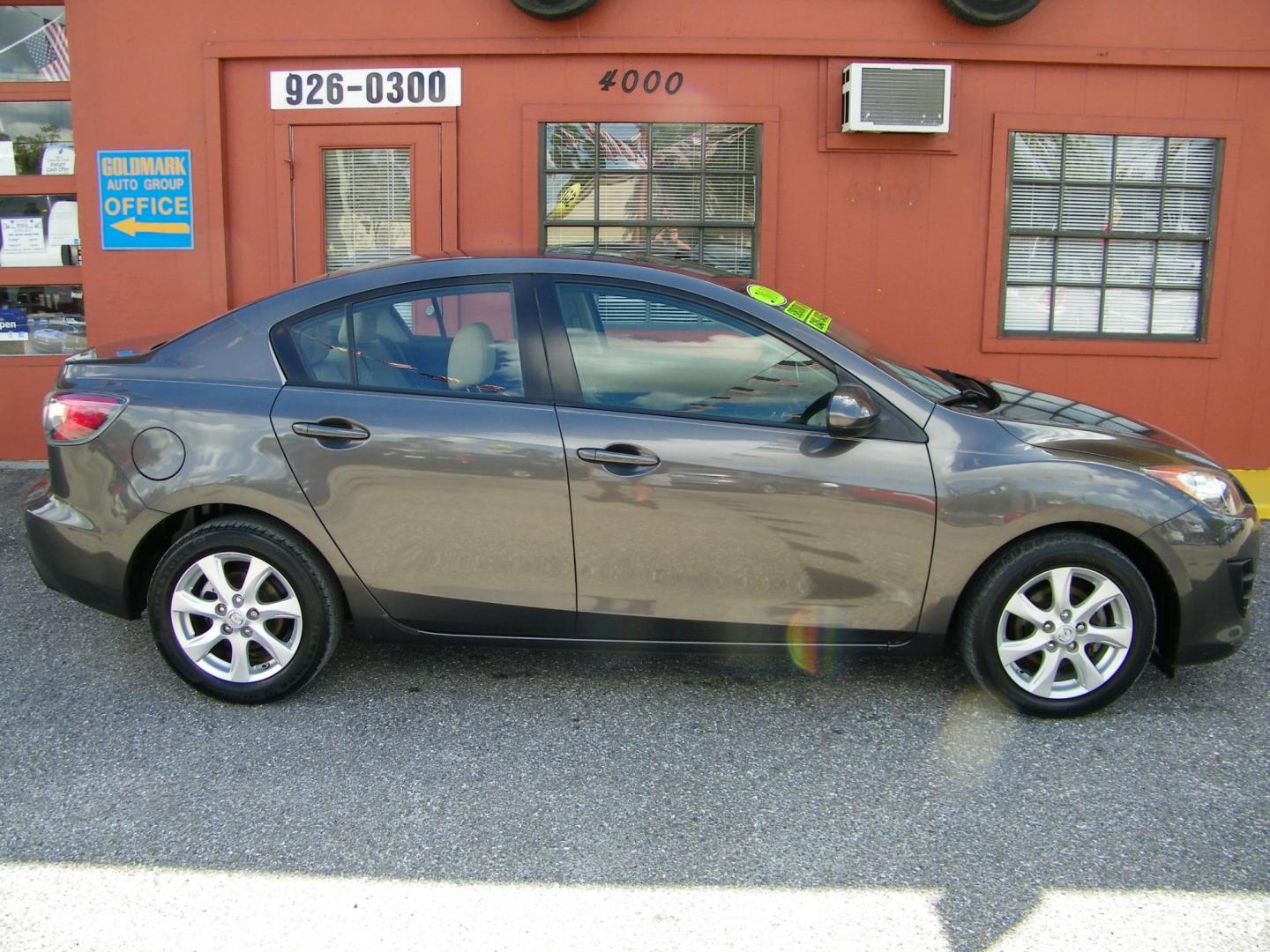 2010 Gray /beige Mazda MAZDA3 Unknown (JM1BL1SF3A1) with an 2.0L L4 DOHC 16V engine, Manual transmission, located at 4000 Bee Ridge Road, Sarasota, FL, 34233, (941) 926-0300, 27.298664, -82.489151 - Photo#7