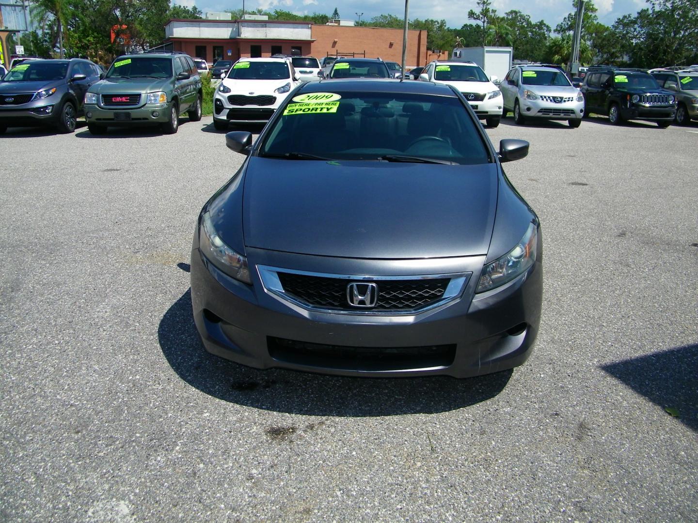 2009 Grey /Black Honda Accord EX-L Coupe AT (1HGCS12829A) with an 2.4L L4 DOHC 16V engine, 6-Speed Automatic transmission, located at 4000 Bee Ridge Road, Sarasota, FL, 34233, (941) 926-0300, 27.298664, -82.489151 - Photo#1