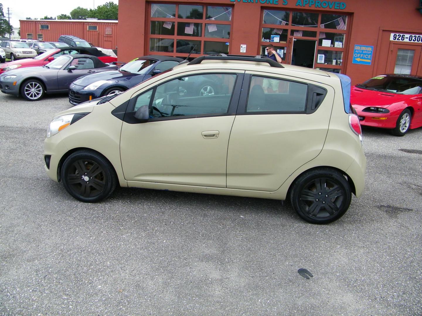 2014 Chevrolet Spark LS Manual (KL8CA6S91EC) with an 1.2L L4 16V DOHC engine, 5-Speed Manual transmission, located at 4000 Bee Ridge Road, Sarasota, FL, 34233, (941) 926-0300, 27.298664, -82.489151 - Photo#2