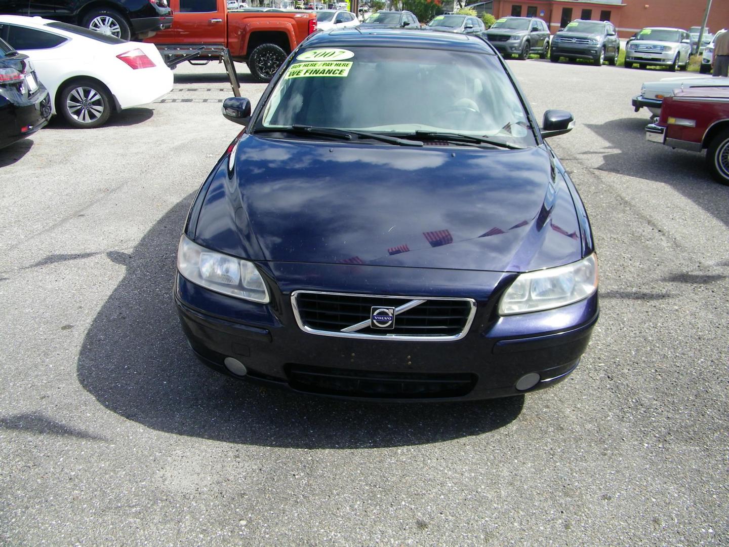 2007 Volvo S60 2.5T (YV1RS592972) with an 2.5L L5 DOHC 20V TURBO engine, 5-Speed Automatic transmission, located at 4000 Bee Ridge Road, Sarasota, FL, 34233, (941) 926-0300, 27.298664, -82.489151 - Photo#1