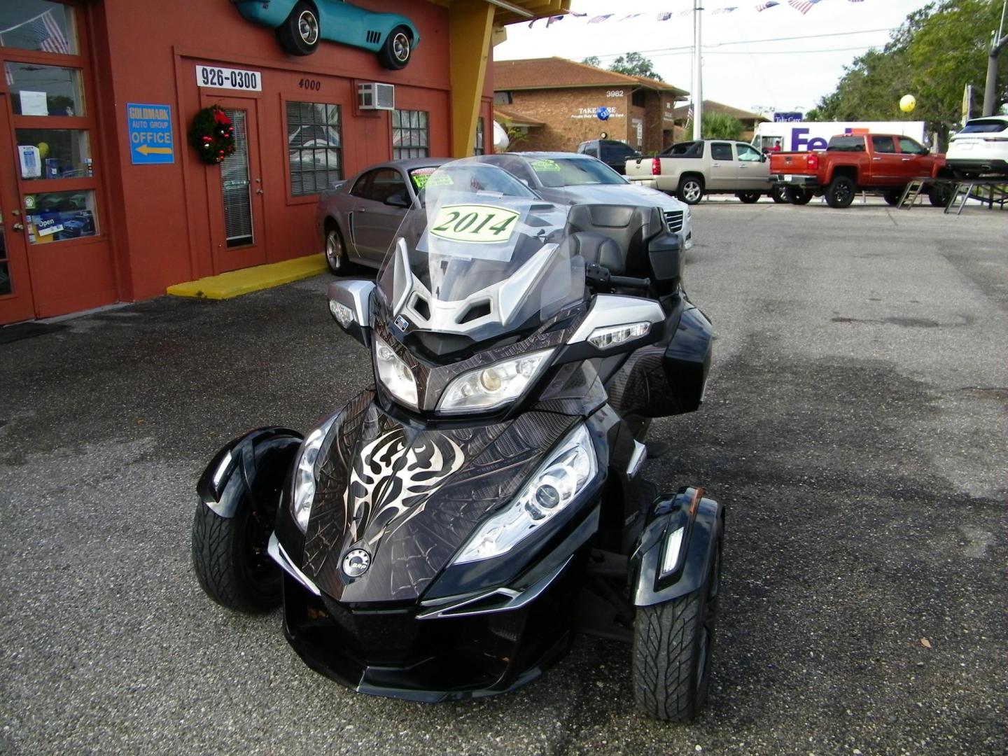 2014 Other Spyder RT/RTS/RT Limited - (2BXNBDD11EV) , located at 4000 Bee Ridge Road, Sarasota, FL, 34233, (941) 926-0300, 27.298664, -82.489151 - Photo#1