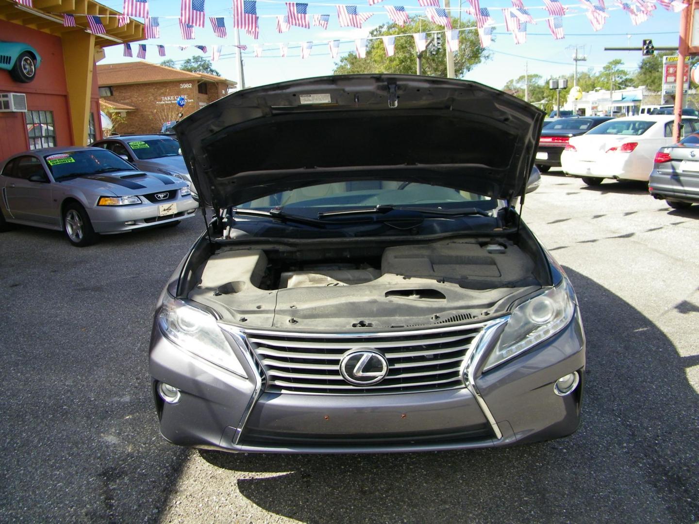 2013 Lexus RX 350 AWD (JTJBK1BA7D2) with an 3.5L V6 DOHC 24V engine, 5-Speed Automatic transmission, located at 4000 Bee Ridge Road, Sarasota, FL, 34233, (941) 926-0300, 27.298664, -82.489151 - Photo#9