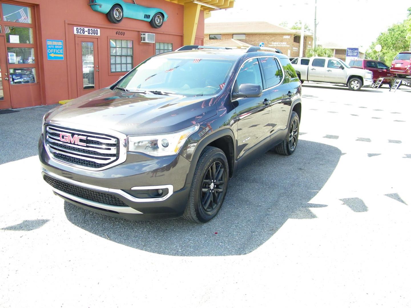 2018 GMC Acadia SLT-1 AWD (1GKKNULS6JZ) with an 3.6L V6 DOHC 24V engine, 6A transmission, located at 4000 Bee Ridge Road, Sarasota, FL, 34233, (941) 926-0300, 27.298664, -82.489151 - Photo#0