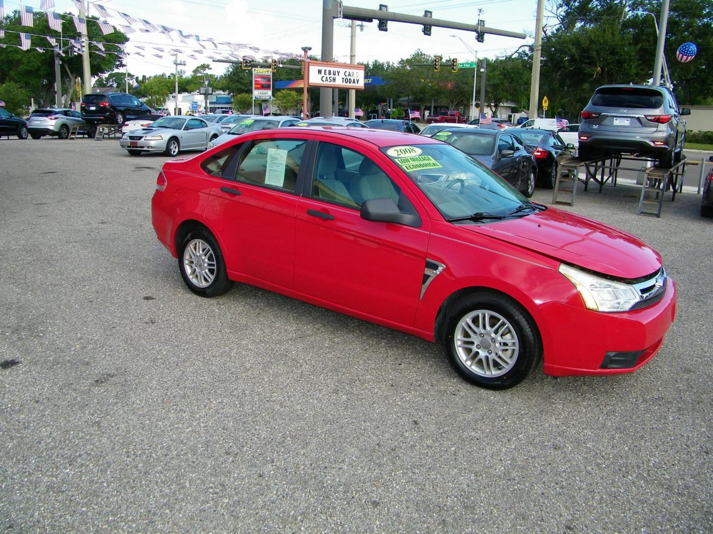 2008 Red /Gray Ford Focus SES Sedan (1FAHP35N08W) with an 2.0L L4 DOHC 16V engine, Automatic transmission, located at 4000 Bee Ridge Road, Sarasota, FL, 34233, (941) 926-0300, 27.298664, -82.489151 - Photo#5