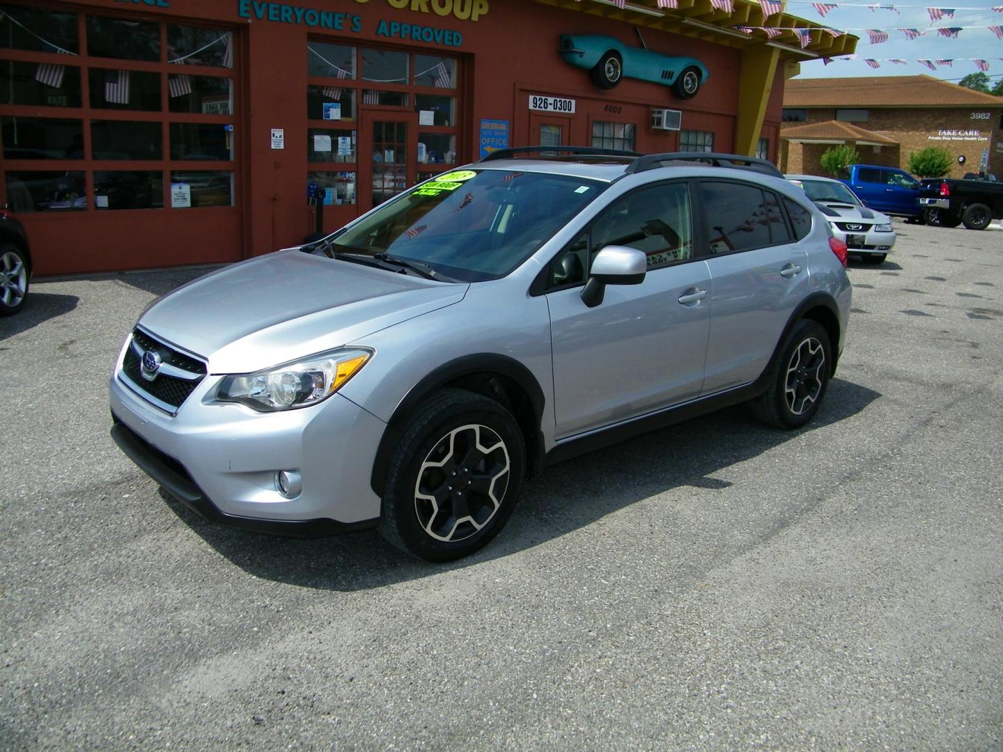 2013 Silver /Black Subaru XV Crosstrek 2.0 Premium (JF2GPAVC6D2) with an 2.0L L4 DOHC 16V engine, Continuously Variable Transmission transmission, located at 4000 Bee Ridge Road, Sarasota, FL, 34233, (941) 926-0300, 27.298664, -82.489151 - Photo#0