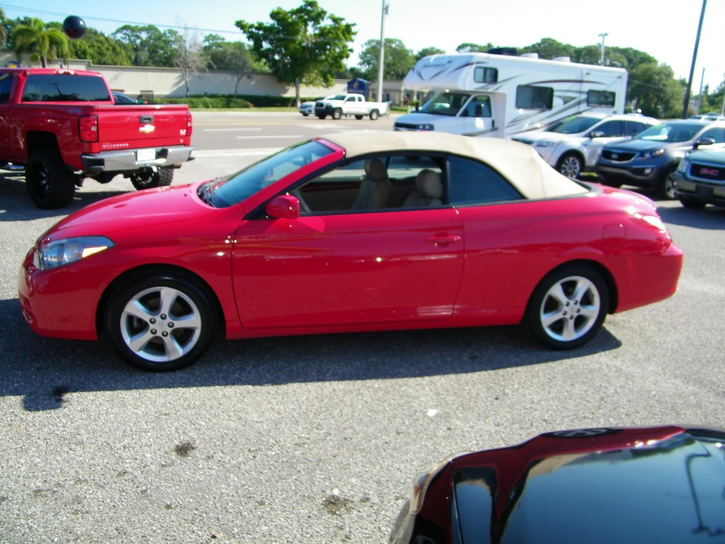 2008 Red /BLACK Toyota Camry Solara SE Convertible (4T1FA38P98U) with an 3.3L V6 DOHC 24V engine, 5-Speed Automatic Overdrive transmission, located at 4000 Bee Ridge Road, Sarasota, FL, 34233, (941) 926-0300, 27.298664, -82.489151 - Photo#2