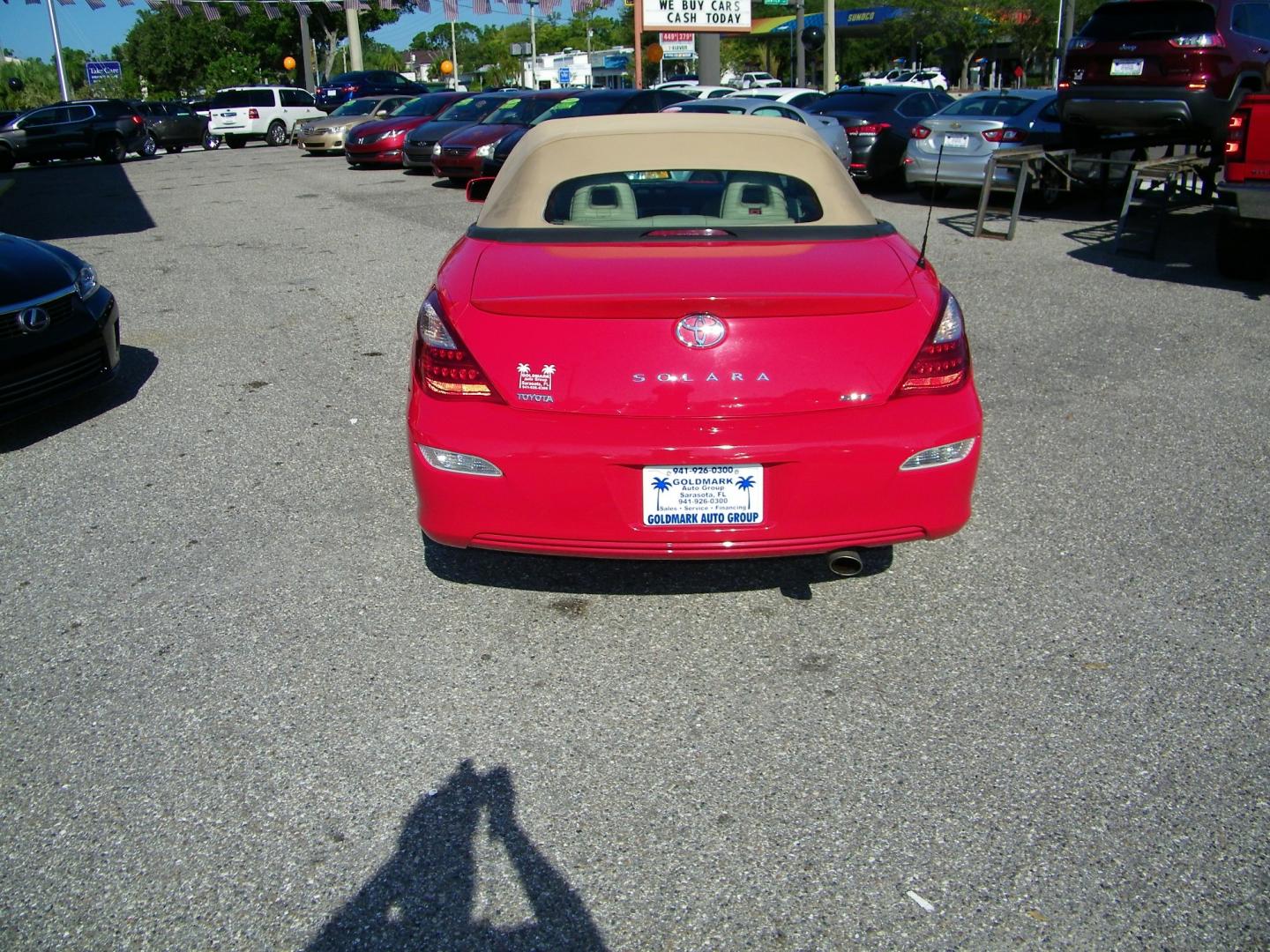 2008 Red /BLACK Toyota Camry Solara SE Convertible (4T1FA38P98U) with an 3.3L V6 DOHC 24V engine, 5-Speed Automatic Overdrive transmission, located at 4000 Bee Ridge Road, Sarasota, FL, 34233, (941) 926-0300, 27.298664, -82.489151 - Photo#4