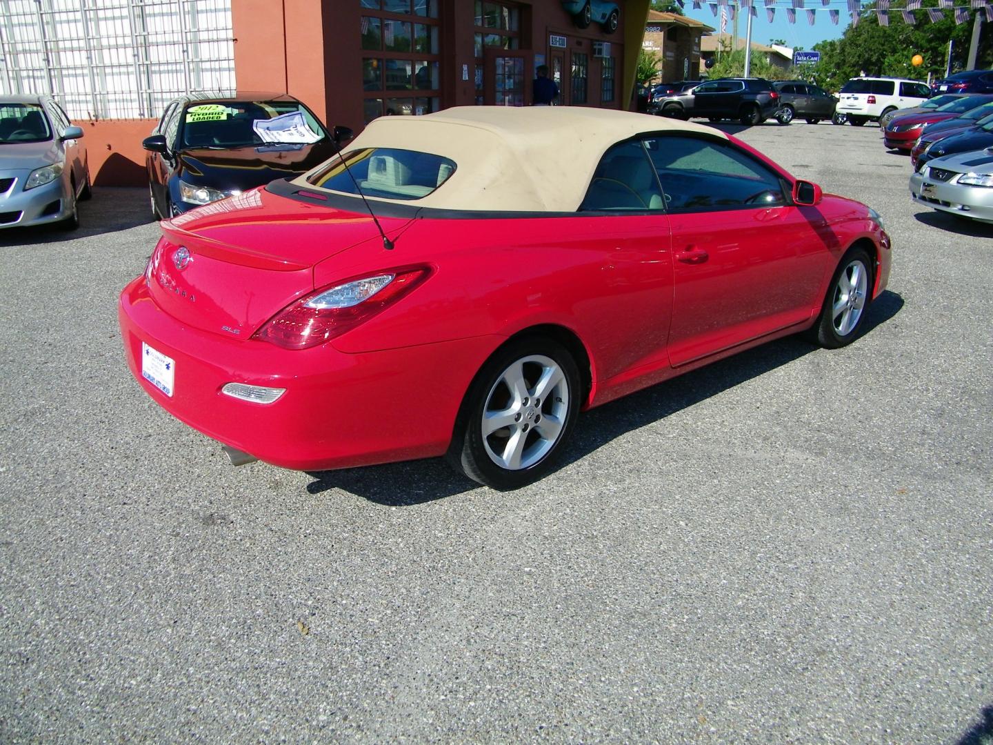 2008 Red /BLACK Toyota Camry Solara SE Convertible (4T1FA38P98U) with an 3.3L V6 DOHC 24V engine, 5-Speed Automatic Overdrive transmission, located at 4000 Bee Ridge Road, Sarasota, FL, 34233, (941) 926-0300, 27.298664, -82.489151 - Photo#5