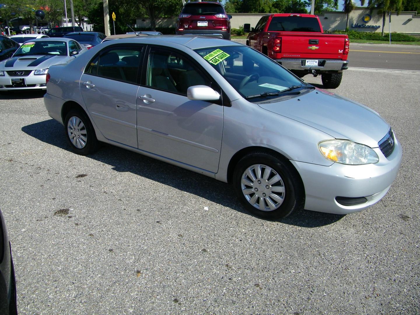 2005 /GRAY Toyota Corolla CE (2T1BR32E75C) with an 1.8L L4 DOHC 16V engine, Automatic transmission, located at 4000 Bee Ridge Road, Sarasota, FL, 34233, (941) 926-0300, 27.298664, -82.489151 - Photo#7