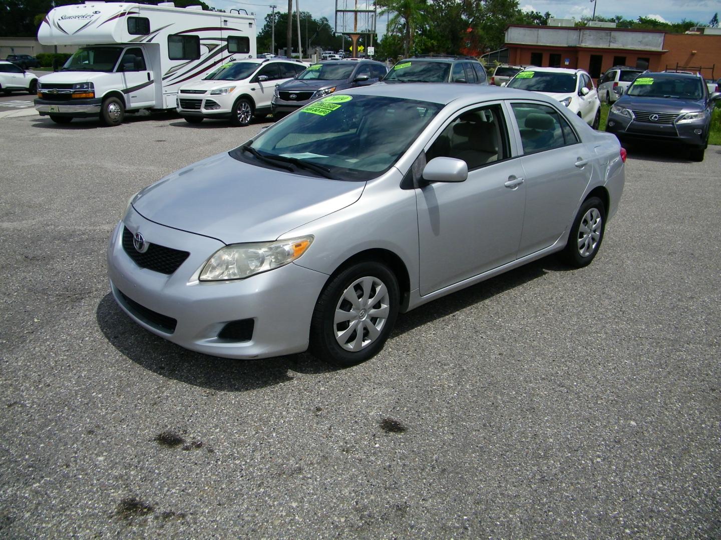 2009 Silver /Black Toyota Corolla XRS 5-Speed AT (JTDBL40E899) with an 1.8L L4 DOHC 16V engine, 5-Speed Automatic Overdrive transmission, located at 4000 Bee Ridge Road, Sarasota, FL, 34233, (941) 926-0300, 27.298664, -82.489151 - Photo#0