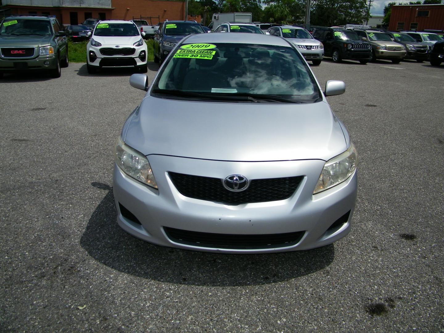 2009 Silver /Black Toyota Corolla XRS 5-Speed AT (JTDBL40E899) with an 1.8L L4 DOHC 16V engine, 5-Speed Automatic Overdrive transmission, located at 4000 Bee Ridge Road, Sarasota, FL, 34233, (941) 926-0300, 27.298664, -82.489151 - Photo#1