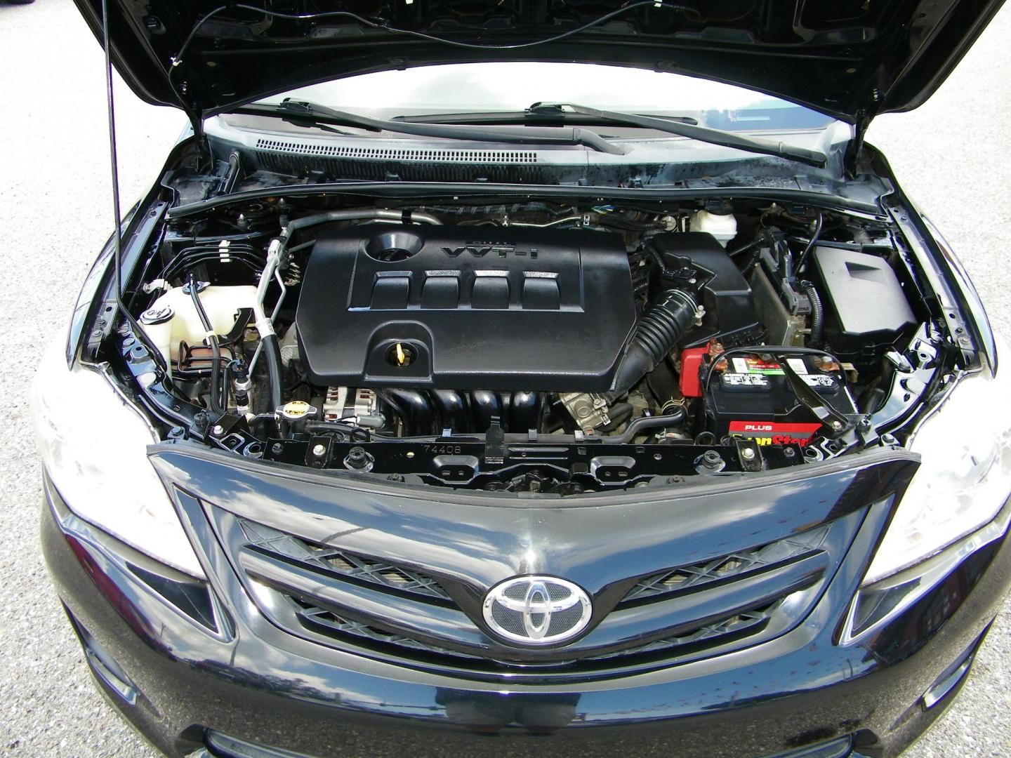 2011 Black /Gray Toyota Corolla S (2T1BU4EE9BC) with an 1.8L L4 DOHC 16V engine, Automatic transmission, located at 4000 Bee Ridge Road, Sarasota, FL, 34233, (941) 926-0300, 27.298664, -82.489151 - Photo#9