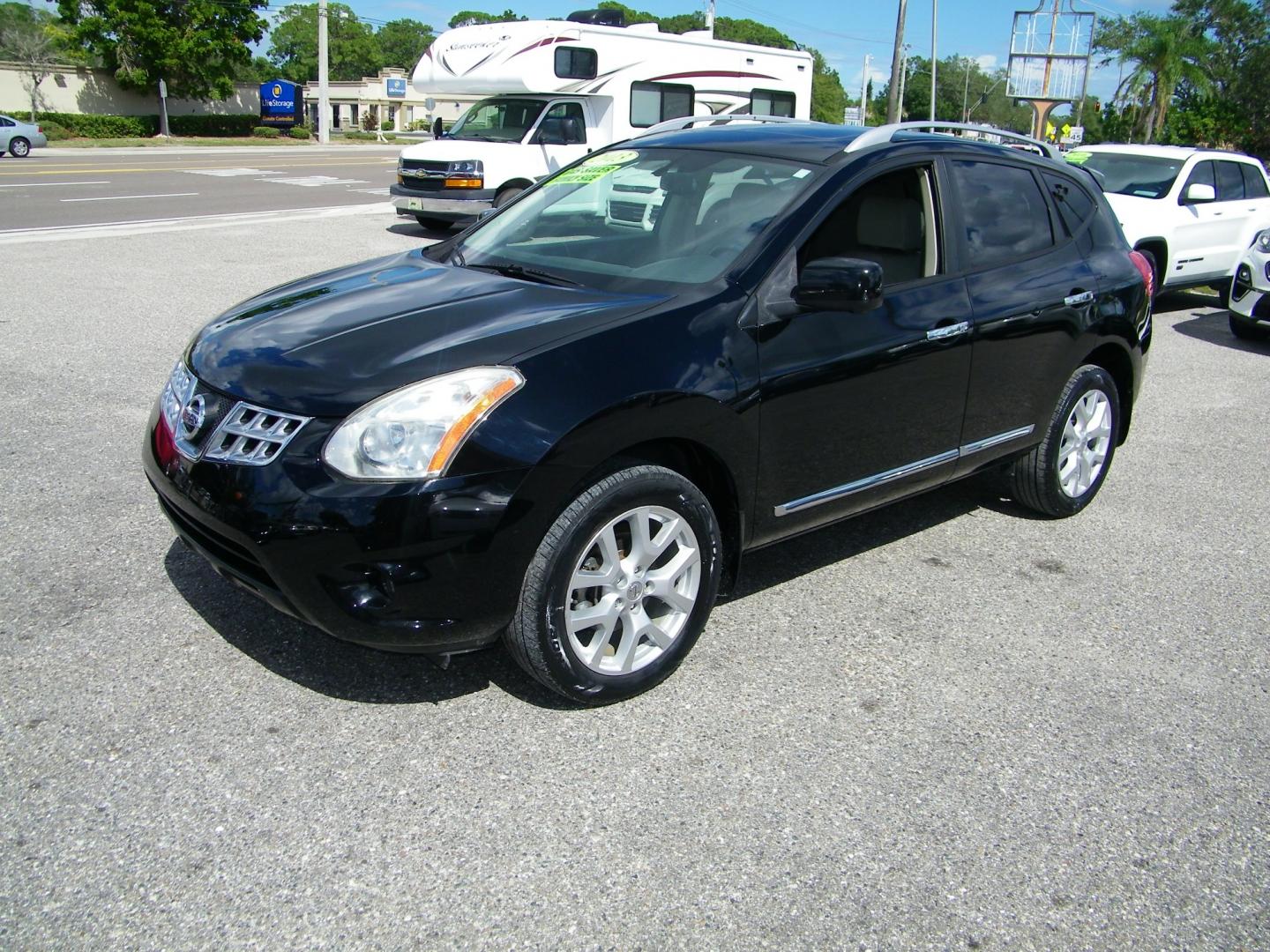 2012 Black /Tan Nissan Rogue S FWD Krom Edition (JN8AS5MT2CW) with an 2.5L L4 DOHC 16V engine, Continuously Variable Transmission transmission, located at 4000 Bee Ridge Road, Sarasota, FL, 34233, (941) 926-0300, 27.298664, -82.489151 - Photo#0