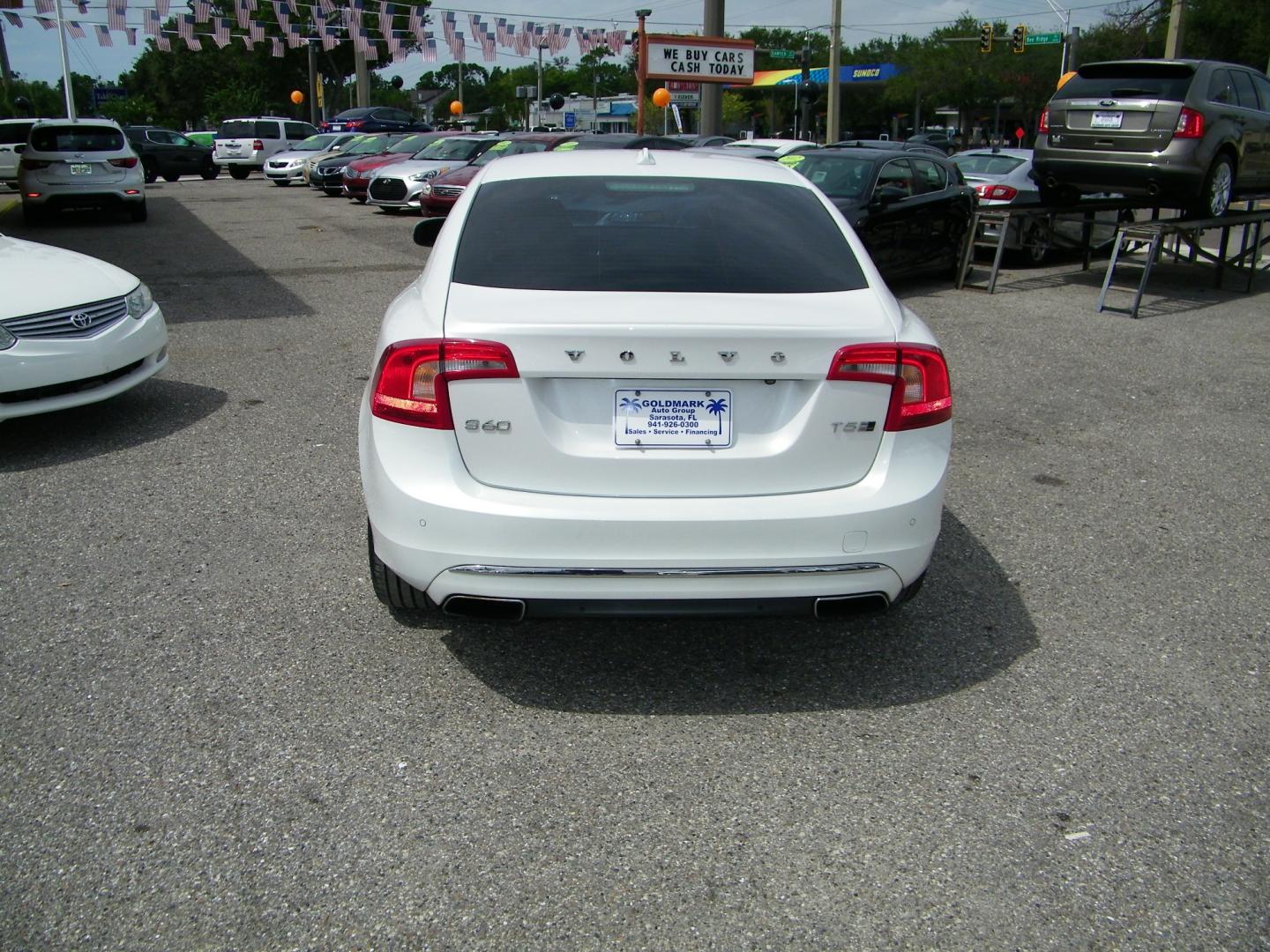 2017 /Black Volvo S60 T5 Inscription AWD (LYV402TK8HB) with an 2.0L L4 DOHC 16V engine, 8A transmission, located at 4000 Bee Ridge Road, Sarasota, FL, 34233, (941) 926-0300, 27.298664, -82.489151 - Photo#4