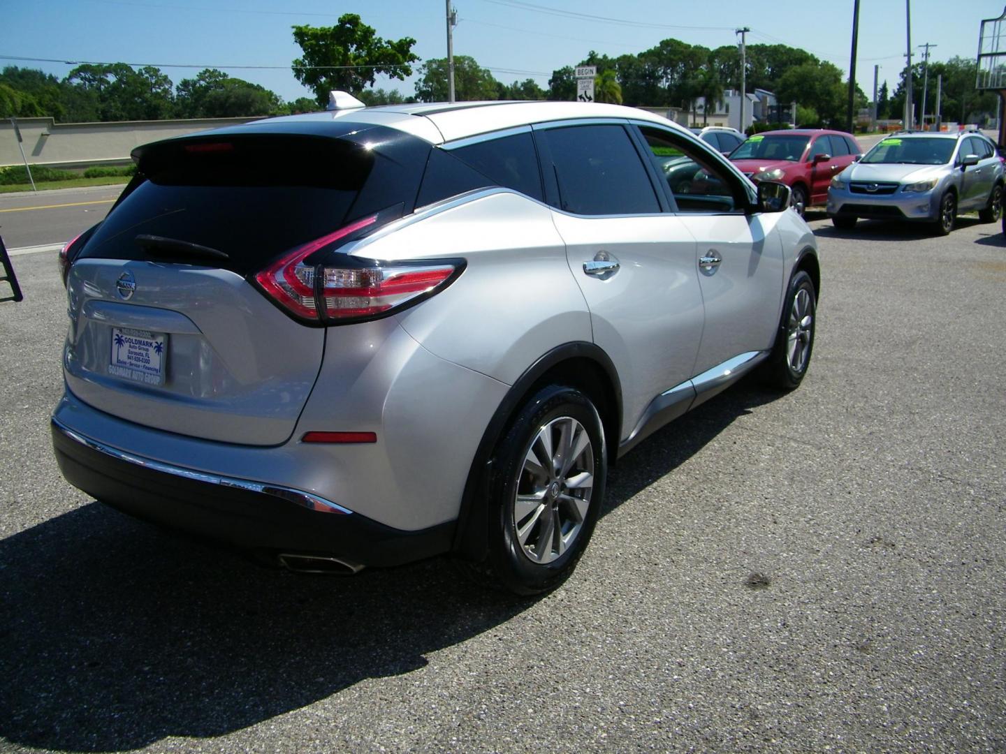 2018 /Black Nissan Murano S (5N1AZ2MG2JN) with an 3.5L V6 DOHC 24V engine, CVT transmission, located at 4000 Bee Ridge Road, Sarasota, FL, 34233, (941) 926-0300, 27.298664, -82.489151 - Photo#2