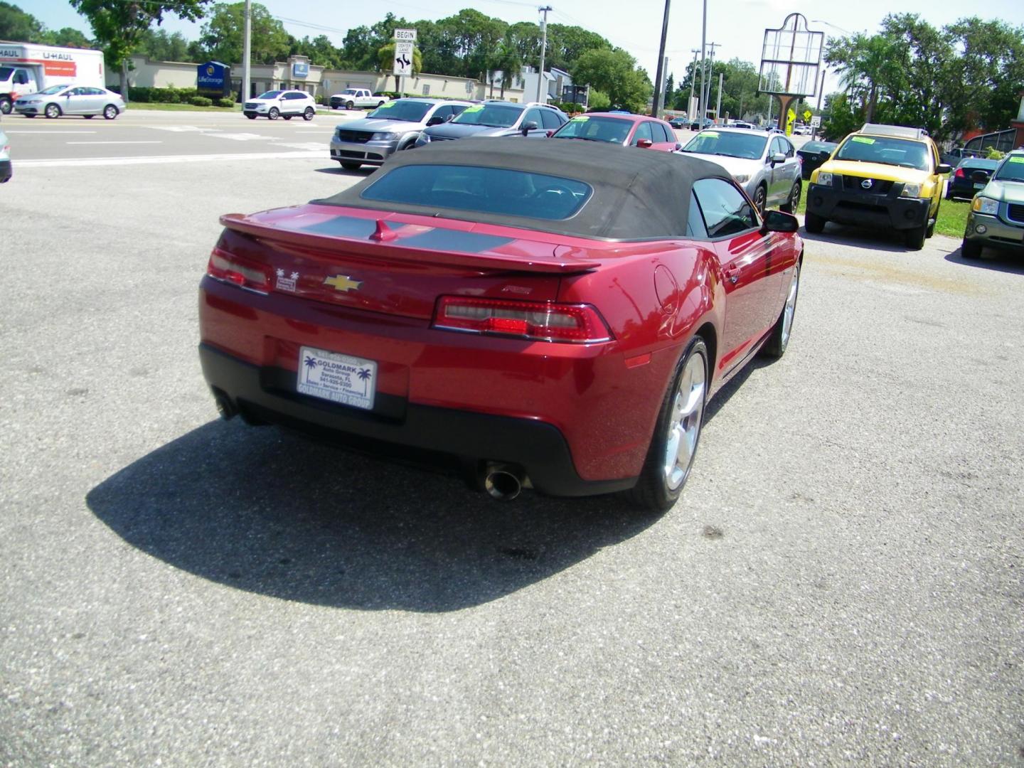 2015 /Black Chevrolet Camaro 2LT Convertible (2G1FF3D38F9) with an 3.6L V6 DOHC 24V FFV engine, 6-Speed Automatic transmission, located at 4000 Bee Ridge Road, Sarasota, FL, 34233, (941) 926-0300, 27.298664, -82.489151 - Photo#5