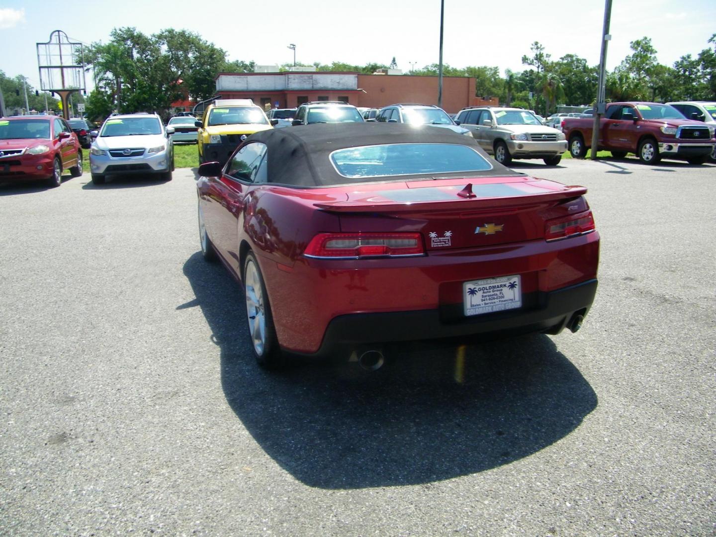 2015 /Black Chevrolet Camaro 2LT Convertible (2G1FF3D38F9) with an 3.6L V6 DOHC 24V FFV engine, 6-Speed Automatic transmission, located at 4000 Bee Ridge Road, Sarasota, FL, 34233, (941) 926-0300, 27.298664, -82.489151 - Photo#4