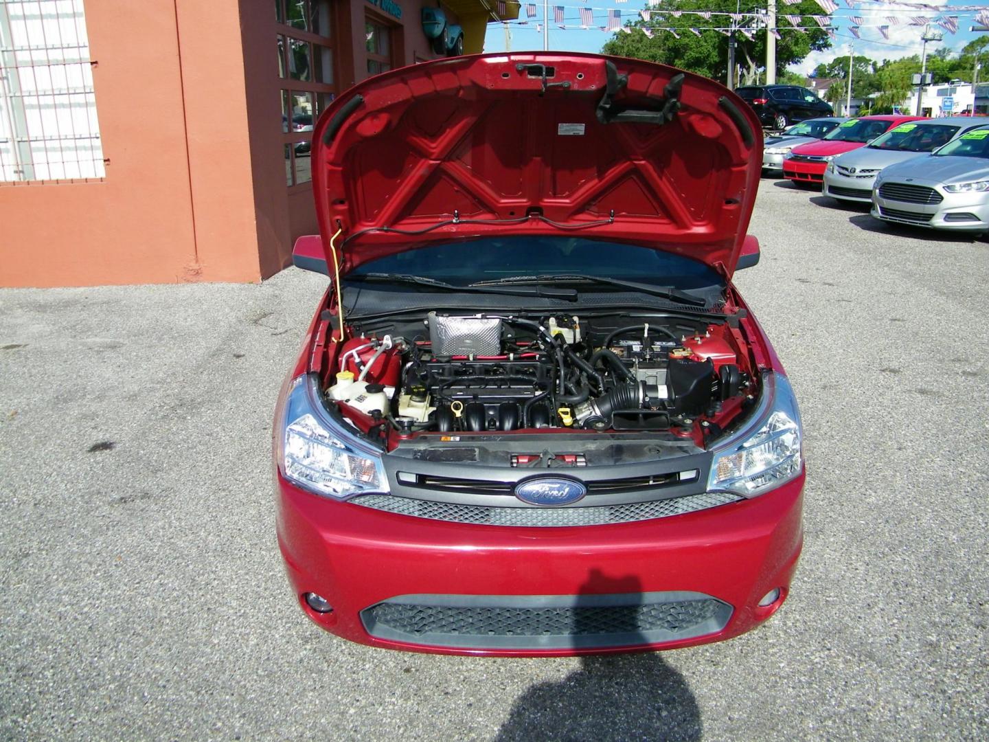 2010 /Black Ford Focus SE Coupe (1FAHP3CN2AW) with an 2.0L L4 DOHC 16V engine, located at 4000 Bee Ridge Road, Sarasota, FL, 34233, (941) 926-0300, 27.298664, -82.489151 - Photo#7