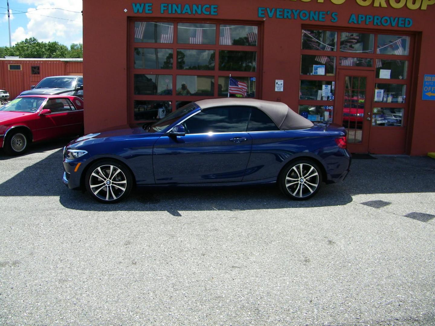 2016 /Beige BMW 2-Series 228i Convertible (WBA1K9C52GV) with an 2.0L L4 DOHC 16V engine, 8A transmission, located at 4000 Bee Ridge Road, Sarasota, FL, 34233, (941) 926-0300, 27.298664, -82.489151 - Photo#2