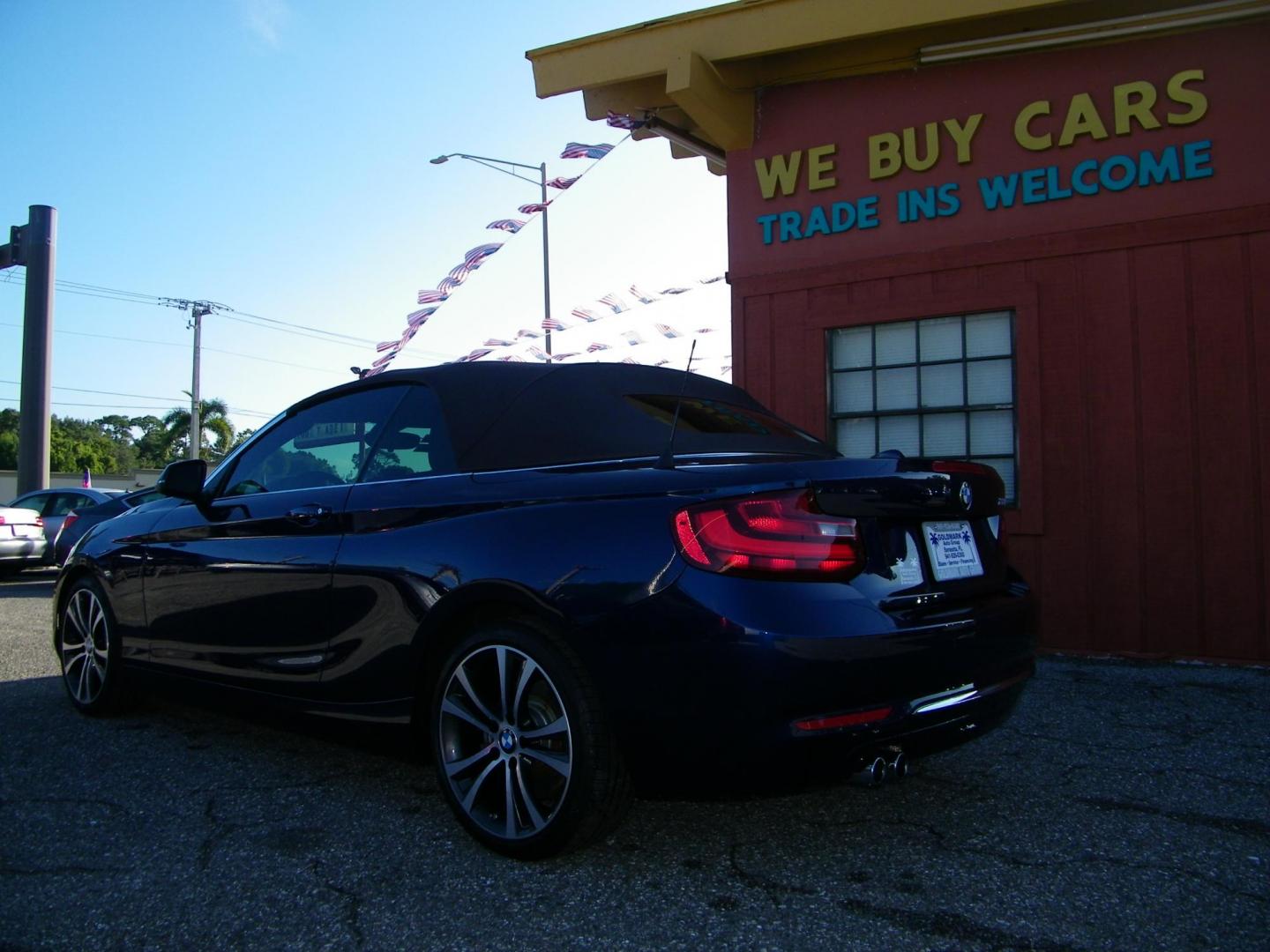 2016 /Beige BMW 2-Series 228i Convertible (WBA1K9C52GV) with an 2.0L L4 DOHC 16V engine, 8A transmission, located at 4000 Bee Ridge Road, Sarasota, FL, 34233, (941) 926-0300, 27.298664, -82.489151 - Photo#39