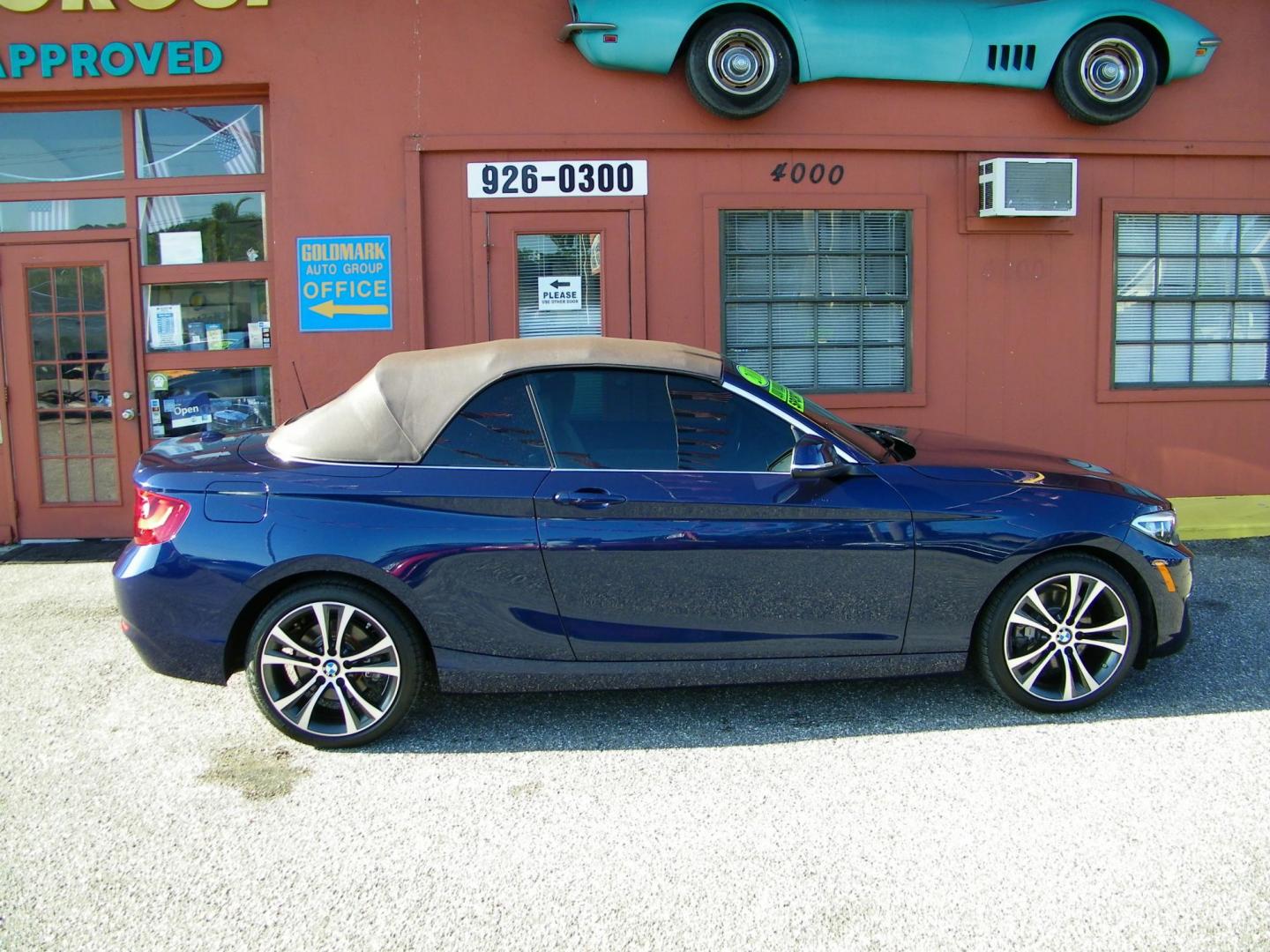 2016 /Beige BMW 2-Series 228i Convertible (WBA1K9C52GV) with an 2.0L L4 DOHC 16V engine, 8A transmission, located at 4000 Bee Ridge Road, Sarasota, FL, 34233, (941) 926-0300, 27.298664, -82.489151 - Photo#58