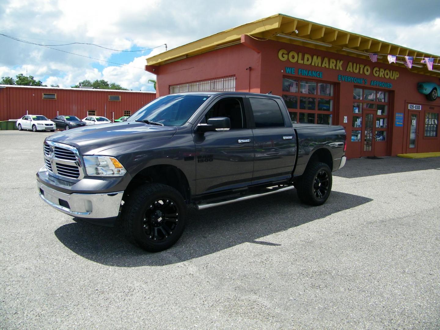 2016 /Black RAM 1500 SLT Crew Cab SWB 2WD (1C6RR6LT5GS) with an 5.7L V8 OHV 16V engine, 6A transmission, located at 4000 Bee Ridge Road, Sarasota, FL, 34233, (941) 926-0300, 27.298664, -82.489151 - Photo#0