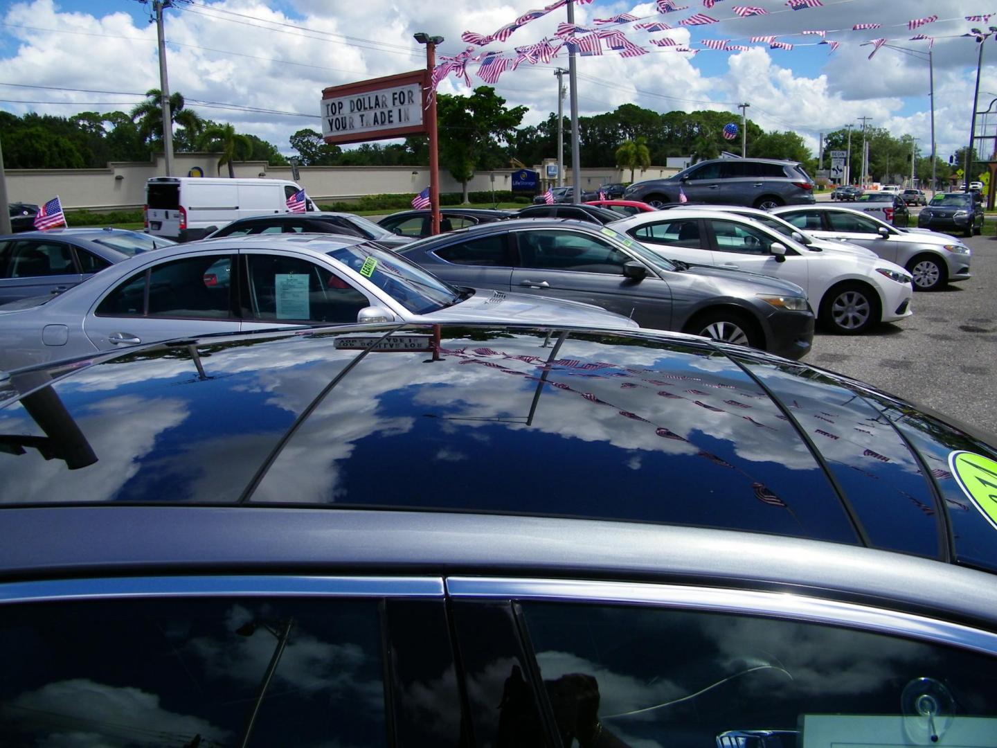 2014 /Black Jaguar XJ-Series XJL Portfolio (SAJWA2GZXE8) with an 3.0L V6 DOHC 24V FFV engine, 8-Speed Automatic transmission, located at 4000 Bee Ridge Road, Sarasota, FL, 34233, (941) 926-0300, 27.298664, -82.489151 - Photo#7