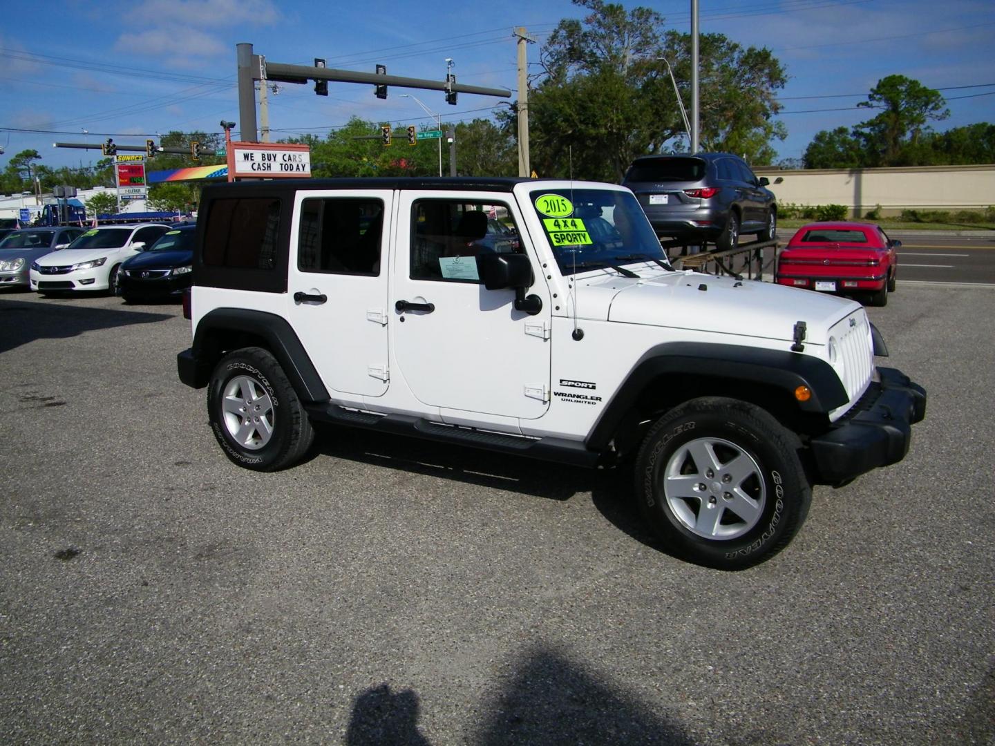 2015 White /Black Jeep Wrangler Unlimited Sport 4WD (1C4BJWDG4FL) with an 3.6L V6 DOHC 24V FFV engine, Automatic transmission, located at 4000 Bee Ridge Road, Sarasota, FL, 34233, (941) 926-0300, 27.298664, -82.489151 - Photo#8