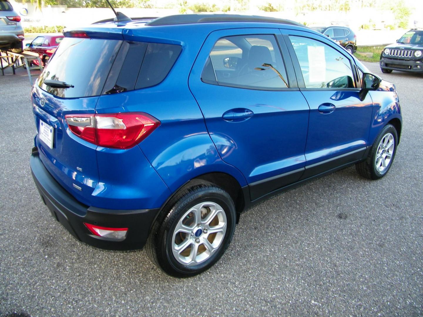 2018 Blue /Black Ford EcoSport SE (MAJ3P1TE5JC) with an 1.0L L3 engine, 6A transmission, located at 4000 Bee Ridge Road, Sarasota, FL, 34233, (941) 926-0300, 27.298664, -82.489151 - Photo#6