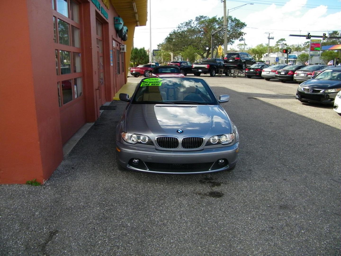 2006 Blue /Beige BMW 3-Series 330Ci convertible (WBABW534X6P) with an 3.0L L6 DOHC 24V engine, Automatic transmission, located at 4000 Bee Ridge Road, Sarasota, FL, 34233, (941) 926-0300, 27.298664, -82.489151 - Photo#1