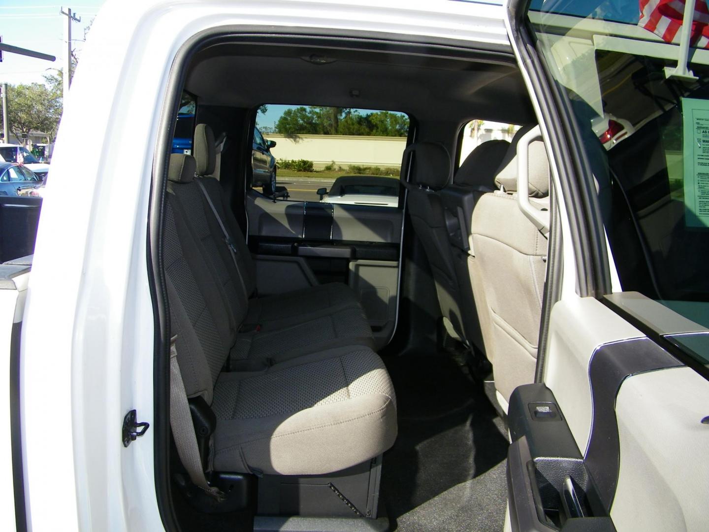 2019 White /Grey Ford F-250 SD King Ranch Crew Cab 4WD (1FT7W2B62KE) with an 6.2L V8 OHV 16V engine, 6A transmission, located at 4000 Bee Ridge Road, Sarasota, FL, 34233, (941) 926-0300, 27.298664, -82.489151 - Photo#11