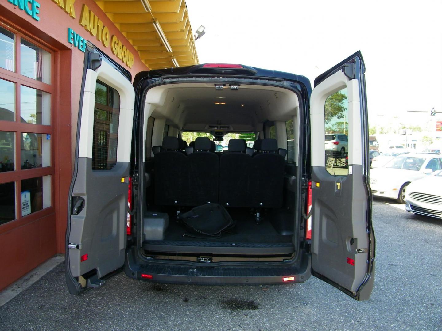 2020 Black /Black Ford Transit 350 Wagon Med. Roof XL w/Sliding Pass. 148-in. WB (1FBAX2C83LK) with an 3.5L V6 DOHC 24V engine, 6A transmission, located at 4000 Bee Ridge Road, Sarasota, FL, 34233, (941) 926-0300, 27.298664, -82.489151 - Photo#16