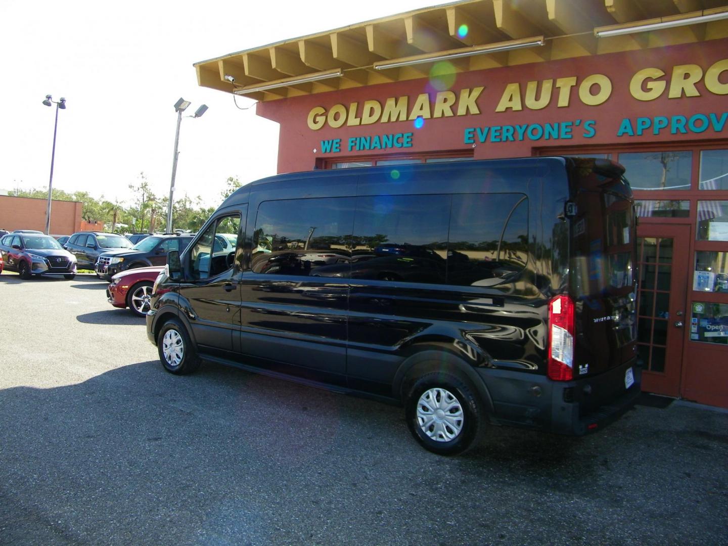 2020 Black /Black Ford Transit 350 Wagon Med. Roof XL w/Sliding Pass. 148-in. WB (1FBAX2C83LK) with an 3.5L V6 DOHC 24V engine, 6A transmission, located at 4000 Bee Ridge Road, Sarasota, FL, 34233, (941) 926-0300, 27.298664, -82.489151 - Photo#3