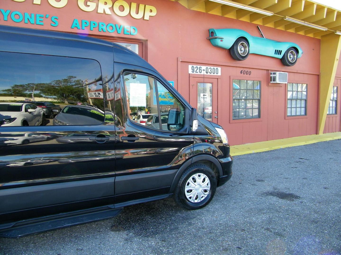 2020 Black /Black Ford Transit 350 Wagon Med. Roof XL w/Sliding Pass. 148-in. WB (1FBAX2C83LK) with an 3.5L V6 DOHC 24V engine, 6A transmission, located at 4000 Bee Ridge Road, Sarasota, FL, 34233, (941) 926-0300, 27.298664, -82.489151 - Photo#6