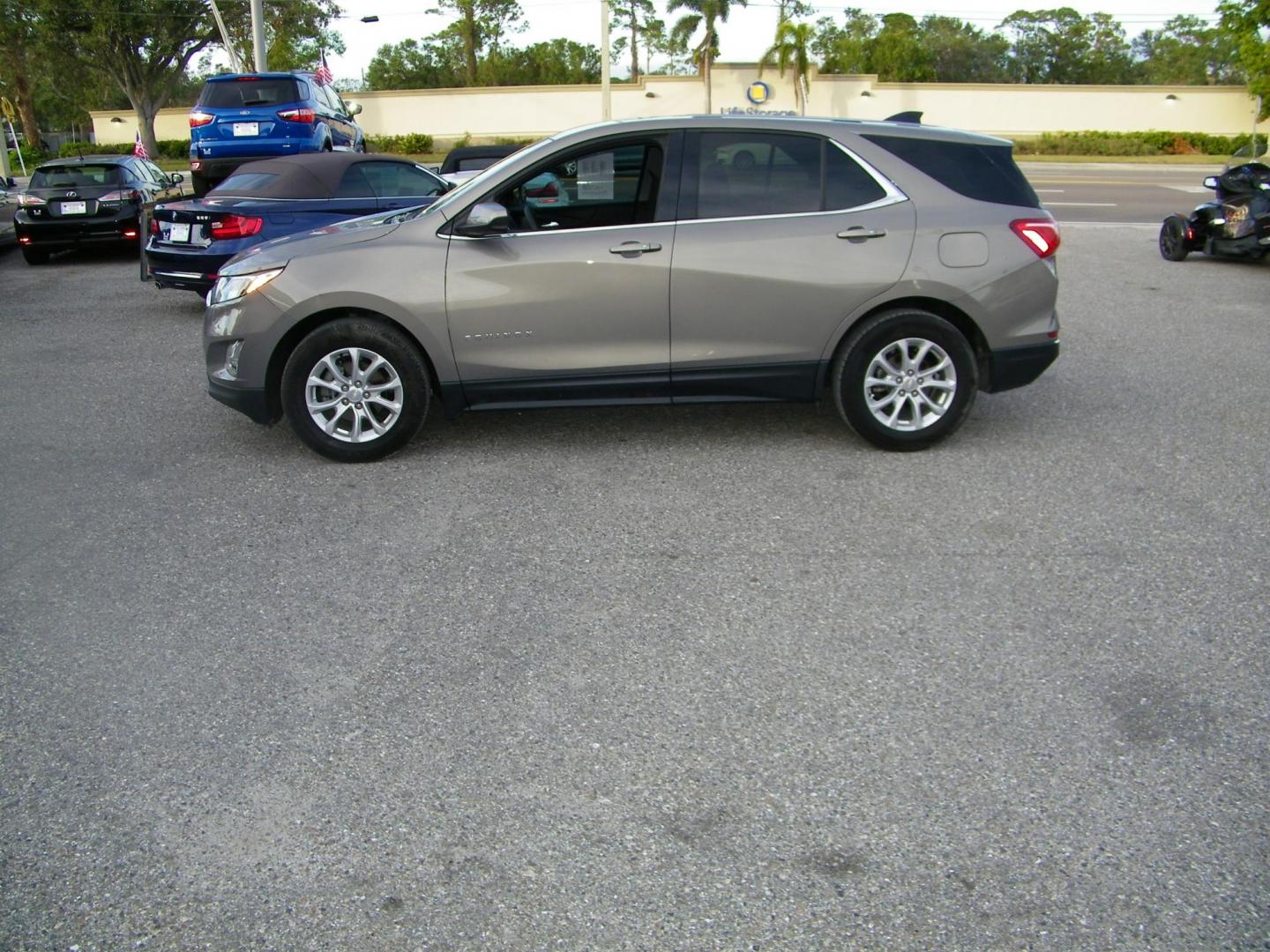 2019 Brown /Beige Chevrolet Equinox LT 2WD (3GNAXKEV2KS) with an 1.5L L4 DIR DOHC 16V TURBO engine, 6A transmission, located at 4000 Bee Ridge Road, Sarasota, FL, 34233, (941) 926-0300, 27.298664, -82.489151 - Photo#1