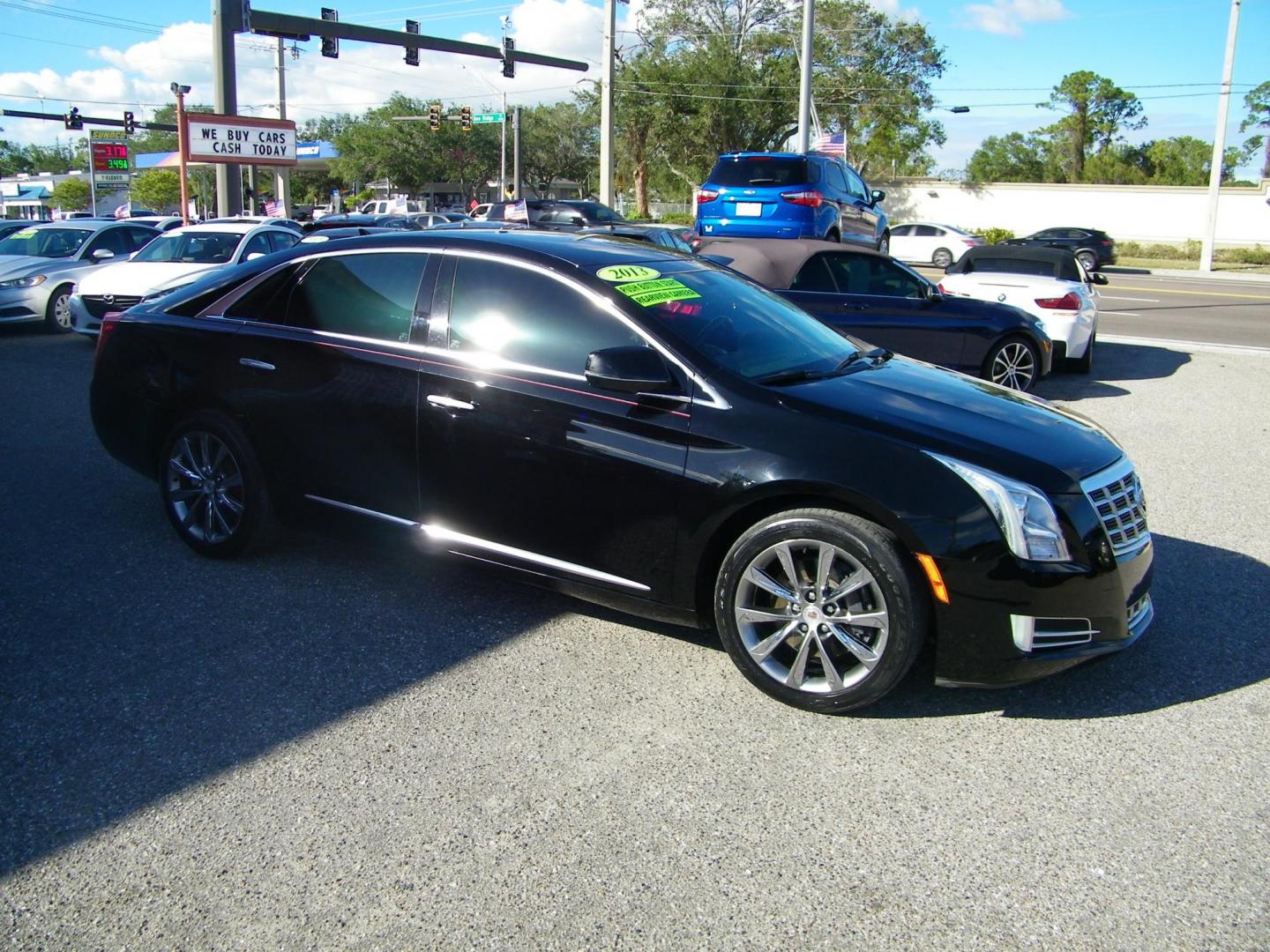 2013 Black /Black Cadillac XTS Luxury (2G61P5S33D9) with an 3.6L V6 DOHC 24V engine, 6-Speed Automatic transmission, located at 4000 Bee Ridge Road, Sarasota, FL, 34233, (941) 926-0300, 27.298664, -82.489151 - Photo#7