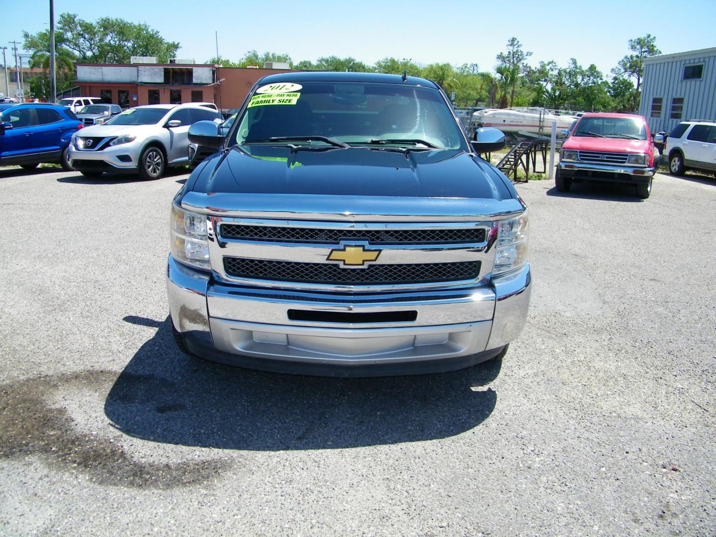 2012 Black /Grey Chevrolet Silverado 1500 LS Extended Cab 2WD (1GCRCREA5CZ) with an 4.8L V8 OHV 16V engine, 4-Speed Automatic transmission, located at 4000 Bee Ridge Road, Sarasota, FL, 34233, (941) 926-0300, 27.298664, -82.489151 - Photo#1