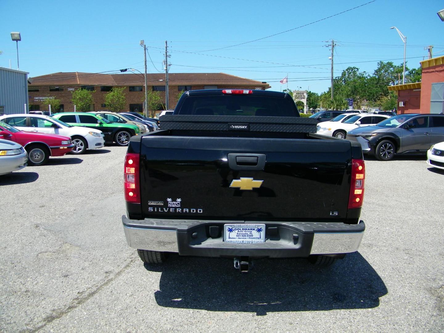 2012 Black /Grey Chevrolet Silverado 1500 LS Extended Cab 2WD (1GCRCREA5CZ) with an 4.8L V8 OHV 16V engine, 4-Speed Automatic transmission, located at 4000 Bee Ridge Road, Sarasota, FL, 34233, (941) 926-0300, 27.298664, -82.489151 - Photo#4